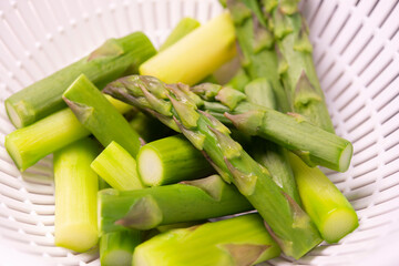 茹でたアスパラガス