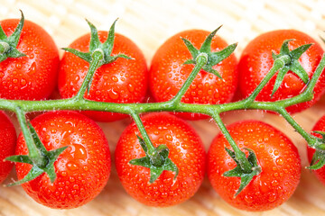 新鮮で美味しいトマト