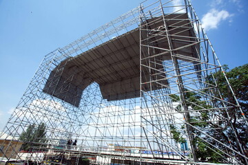 metal scaffolding during stage assembly