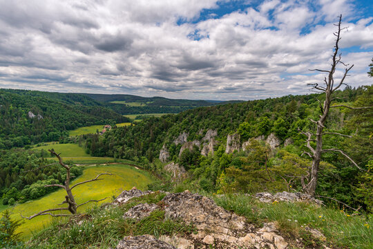 Popular circular hiking trail between Fridingen and Beuron