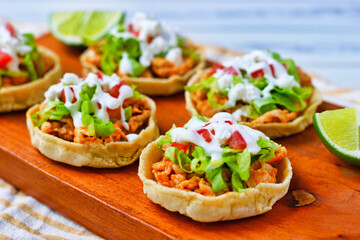 Mexican Sopes
メキシコ料理のソペス