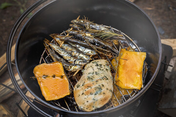 キャンプでダッジオーブン Dutch oven