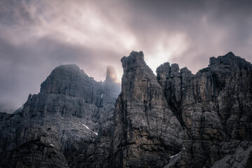 Fototapeta na wymiar Campanile di val Montanaia, Nationalpark in den Dolomiten