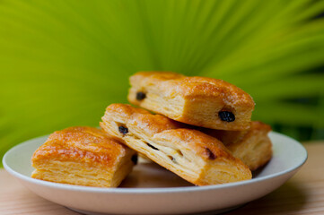 texture, crisp, biscuit, puff pastry, maple pie