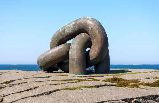 Brutt Lenke or Broken Chain large monument in memory of offshore oil rig Alexander Kjelland accident, Stavanger, Norway, May 2018