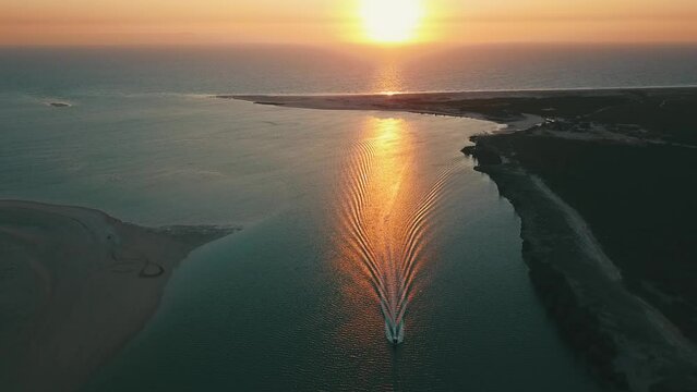 From Broome to Willie Creek adventure in 4WD and 4x4 in dirt road and sand path to beautiful sea blue lagoon