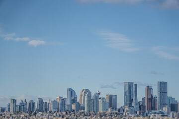 Fototapeta premium Calgary downtown financial district skyline under cloudy skies