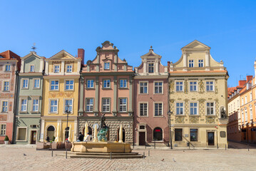 Fototapeta na wymiar crooked medieval houses , Poznan, Poland