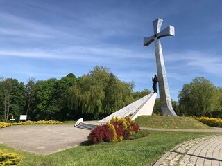 The monument depicts a four-meter statue of the Merciful Christ and a 22-meter steel cross. The...