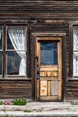 Old Homestead Locators Building  entry