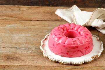 Cente Manis, Cantik Manis, or Jentik Manis. Traditional Hunkwe Pudding Indonesian Snack.