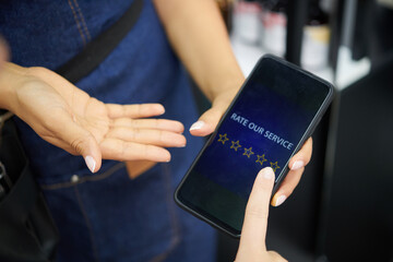 Client ranking service of beauty salon via mobile application