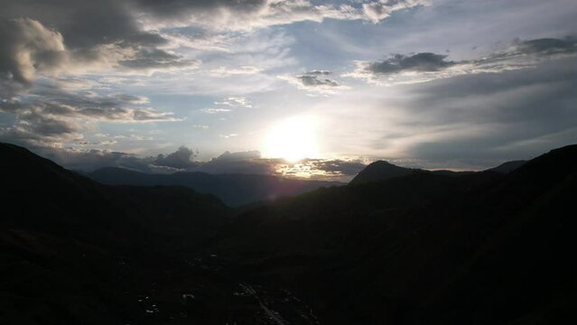 Hyperlapse - Cusco Per&uacute; - Atardecer Drone 