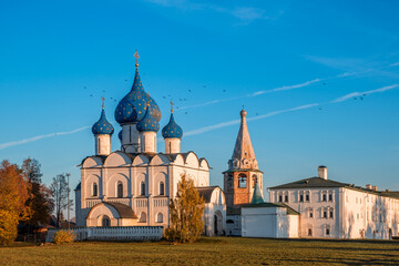 Suzdal Kremlin in autumn, Golden Ring, Russia - obrazy, fototapety, plakaty