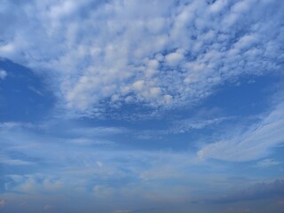 Naklejka na ściany i meble blue sky with cirrus cloud scales texture 