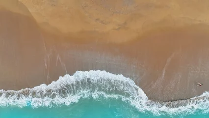 Foto op Canvas De zomer tropische achtergrond met zeegezicht met strand golven van luchtfoto bovenaanzicht van drone. Reisconcept © SASITHORN