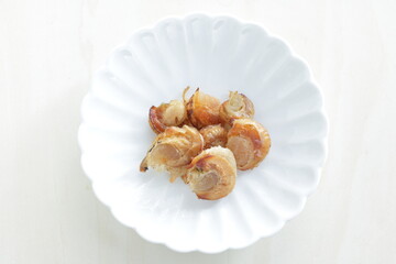 Japanese snack food, dried Hokkaido scallop on white dish