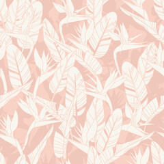 Botanical Hawaiian seamless pattern. Tropical flower vector background. Strelitzia reginae flowers and leaves. Summer beach vacation fashion print.