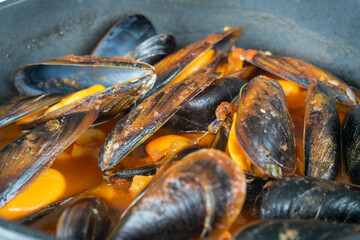 Mejillones al vapor preparados para aperitivo