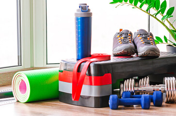 Minimum set of sports equipment for fitness at home