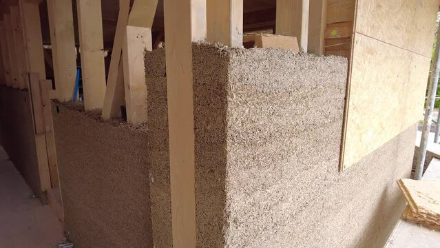 Slowly rotating aroung a thick hempcrete wall corner during construction