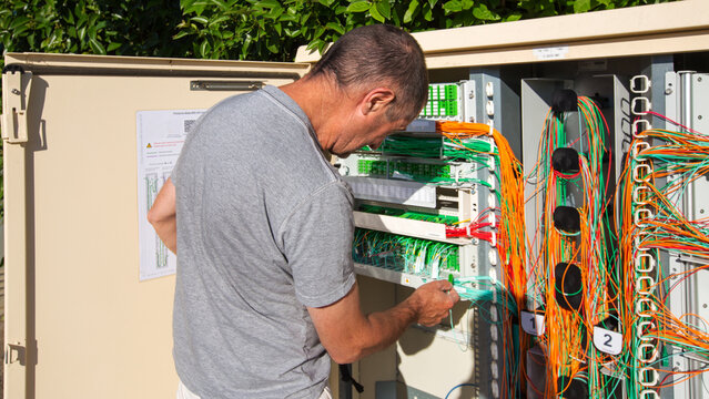 branchement de la fibre optique