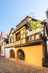 Fototapeta na wymiar Half-timbered houses in Riquewihr, Alsace, France