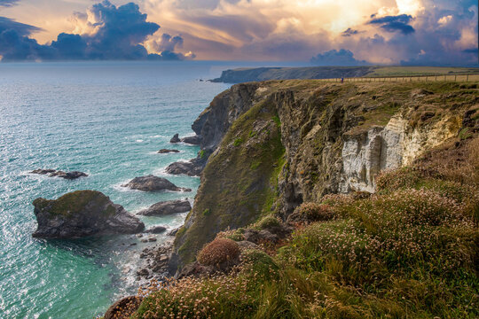 Sonnenuntergang an Cornwalls Küste