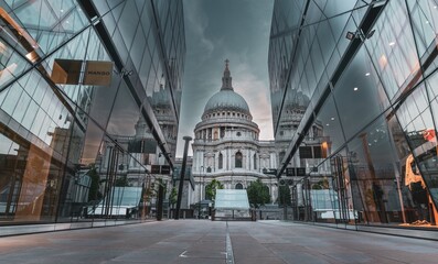 st pauls cathedral view from the shopping center the one at sunset May 2022