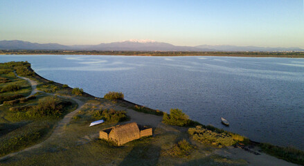 Cabane de pêcheurs sur l'étang de Canet en Roussillon