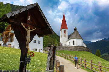 Pfarrkirche St. Gertraud im Ultental