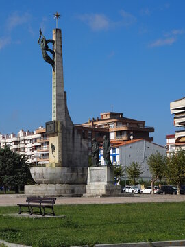 Santo&ntilde;a, municipio c&aacute;ntabro a pies del monte Buciero. Espa&ntilde;a.