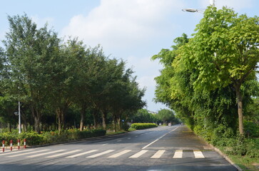 Fototapeta premium Empty road after the rain, Nanning, Guangxi, China