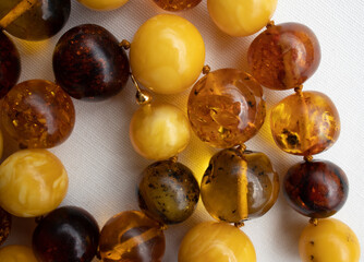 Bernstein - Schmuck, Makro-Aufnahme