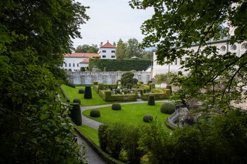 Renaissance-Schloss Ambras in Innsbruck - Tirol - Österreich