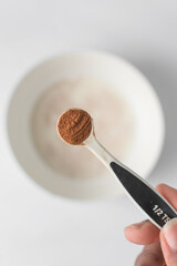 Teaspoon of cinnamon, Saigon cinnamon, cinnamon powder