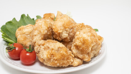 日本の鶏もも肉の唐揚げ