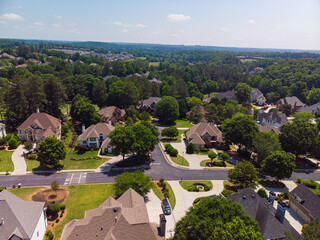 Aerial view of an upscale subdivision in suburbs of a metro Atlanta - obrazy, fototapety, plakaty