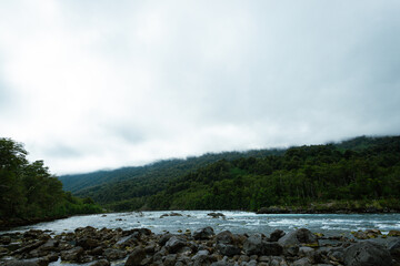 Río Petrohué en la Región de Los Lagos.