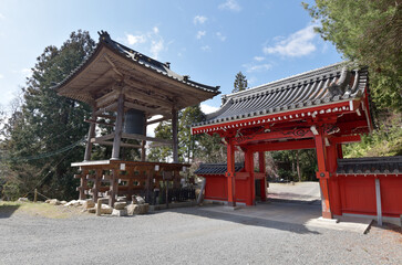 本圀寺　鐘楼と赤門　京都市山科区