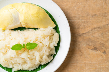 Durian sticky rice on plate
