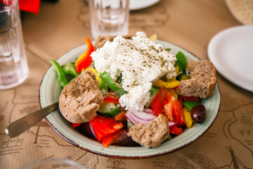 Cretan salad with mizithra and breadcrumbs