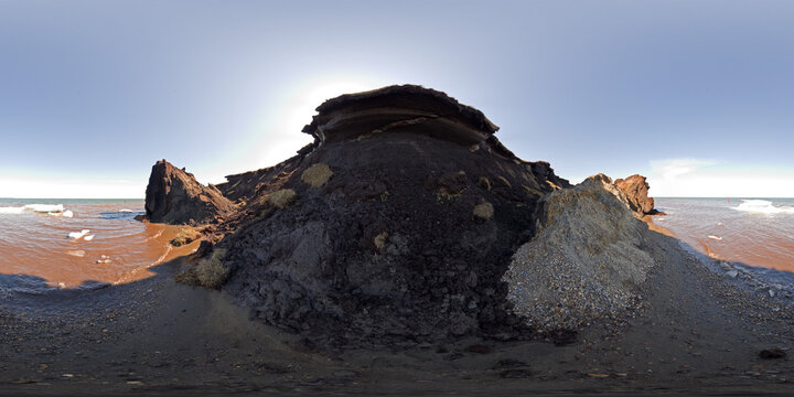Eroding bluffs in Kaktovik (03 July 08 1236)