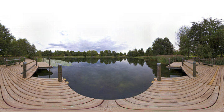 See im Britzer Garten