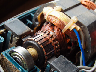 Repair of the brush electric motor. The device of the collector brush assembly of the electric...