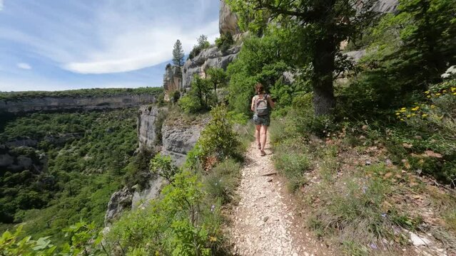 Randonn&eacute;e dans les Gorges de la Nesques 