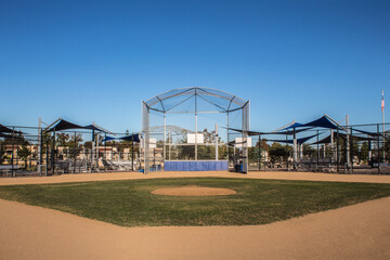 Fototapeta na wymiar Empty baseball field at a public park.