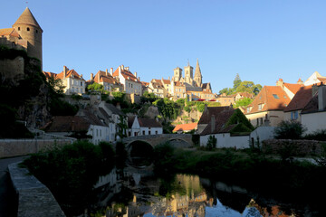 Fototapeta na wymiar View of Semur-en-Auxois, Burgundy, France