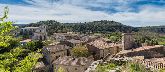 Fototapeta na wymiar Mediaeval village Saignon, Provence, France