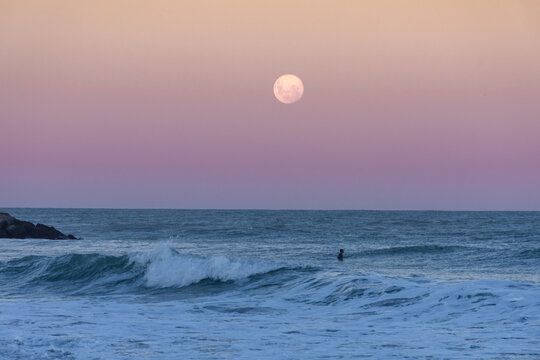 Romantic afternoon Surf Sunset with full moon Wallpaper